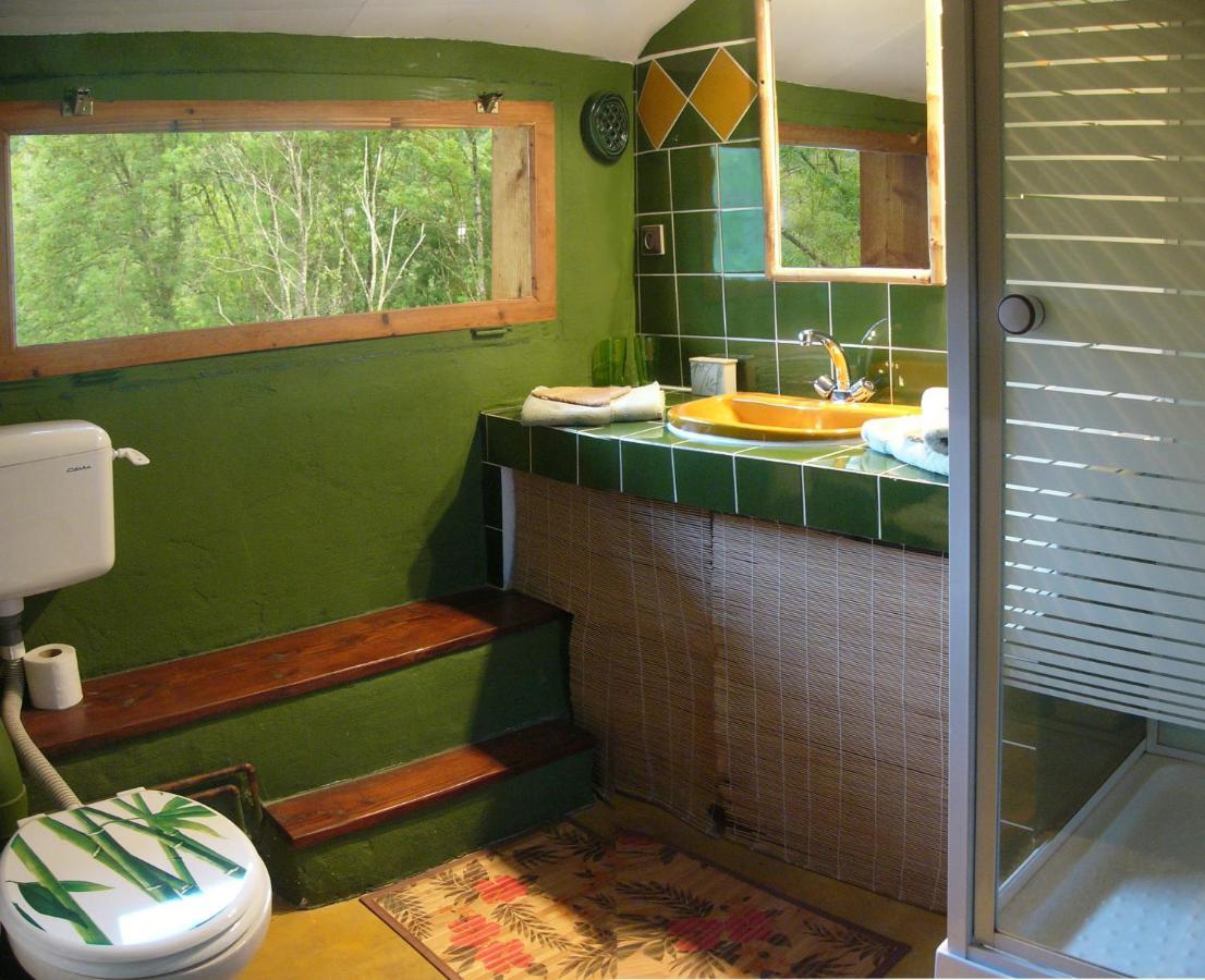 L'Echappee Belle Bed & Breakfast Lacourt Exterior foto