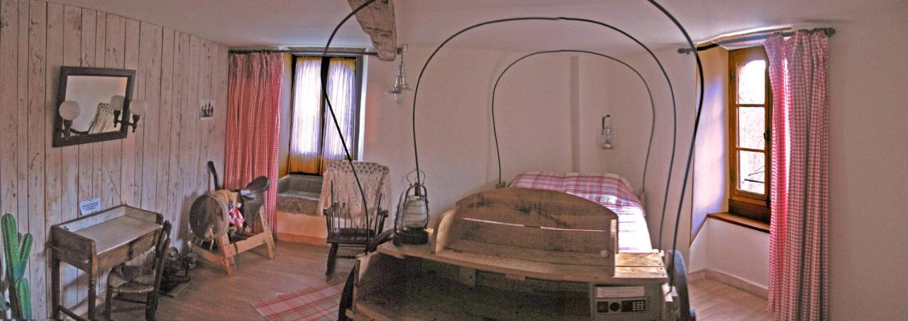 L'Echappee Belle Bed & Breakfast Lacourt Exterior foto